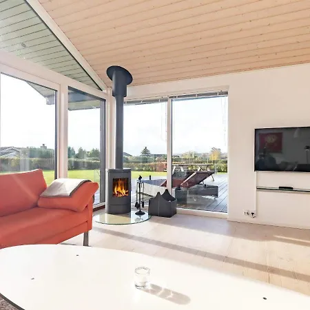 10 Person In Faaborg Holiday home
