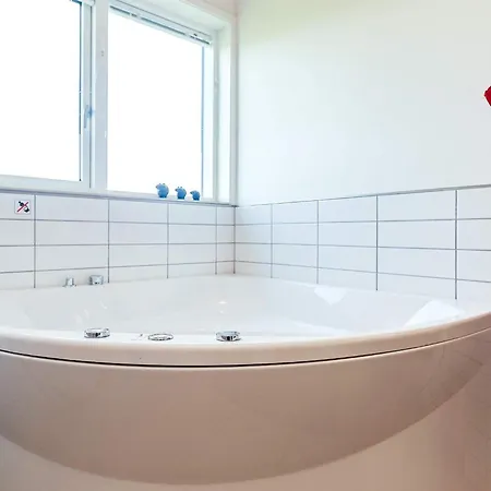 Dom wakacyjny 5 Star In Faaborg