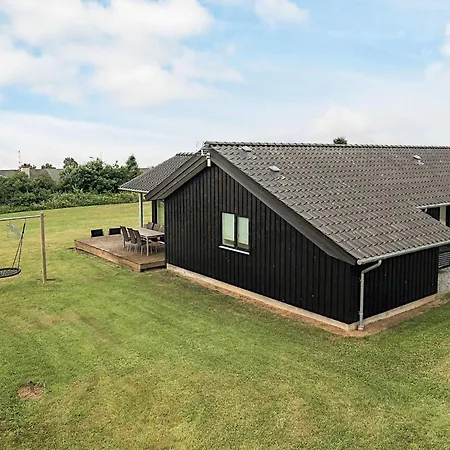 Holiday home Seaside Retreat With Bojden